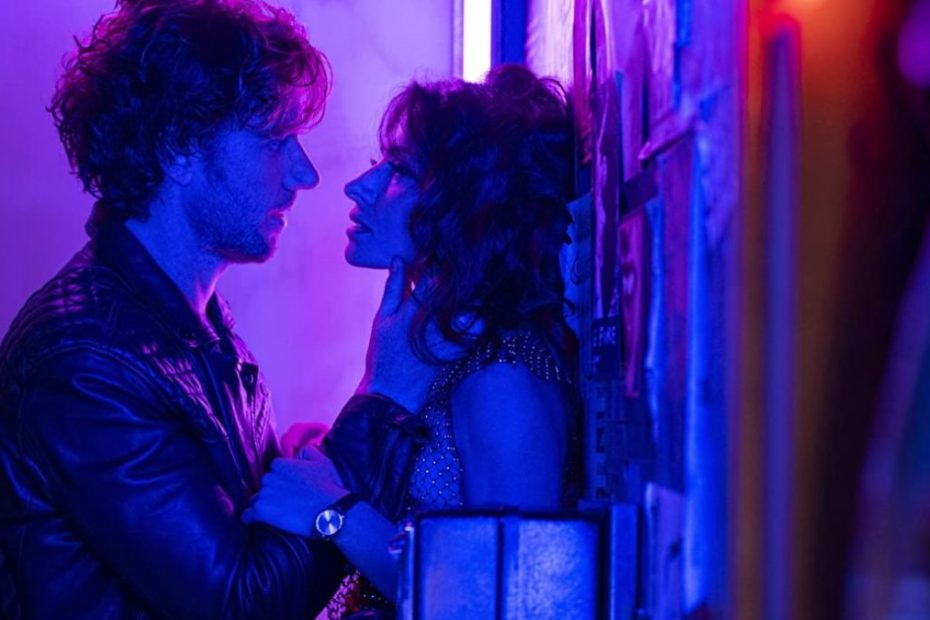 Sex/Life: su Netflix una serie che rompe ogni tabù. Un racconto tutto al femminile, una storia vera.