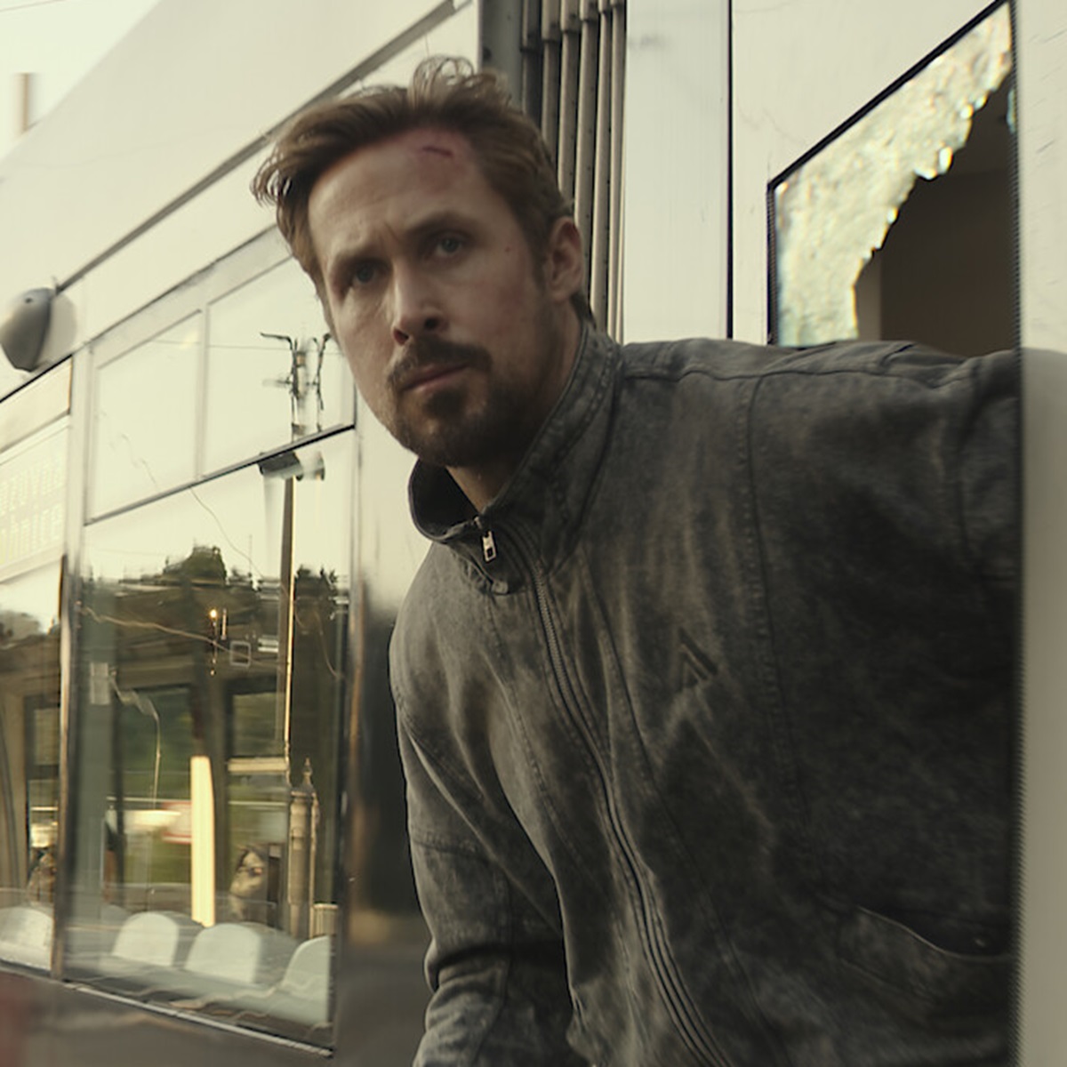 The Gray Man film spy thriller ryan gosling trama cast recensione trailer netflix 2024 
