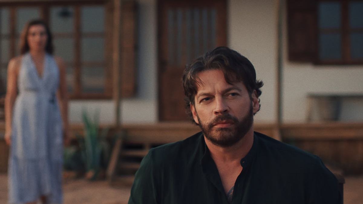 Find Me Falling- Un'isola dove innamorarsi film romantico anticipazioni trama cast trailer netflix quando esce