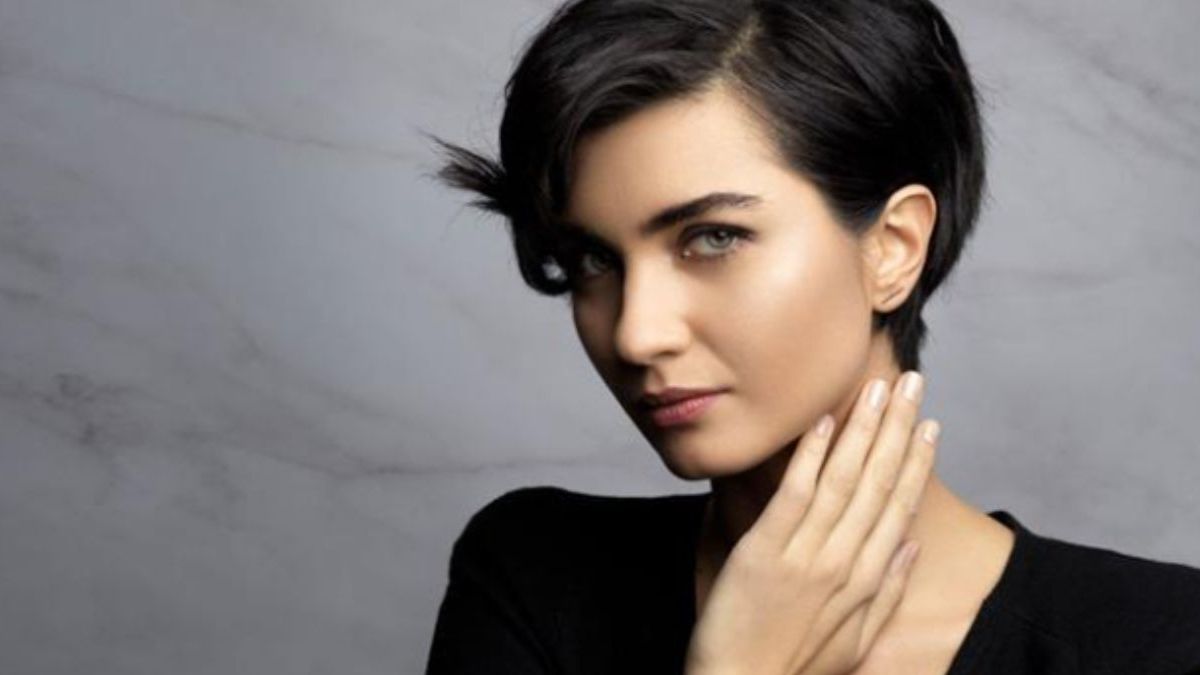 Chi è Tuba Buyukustun