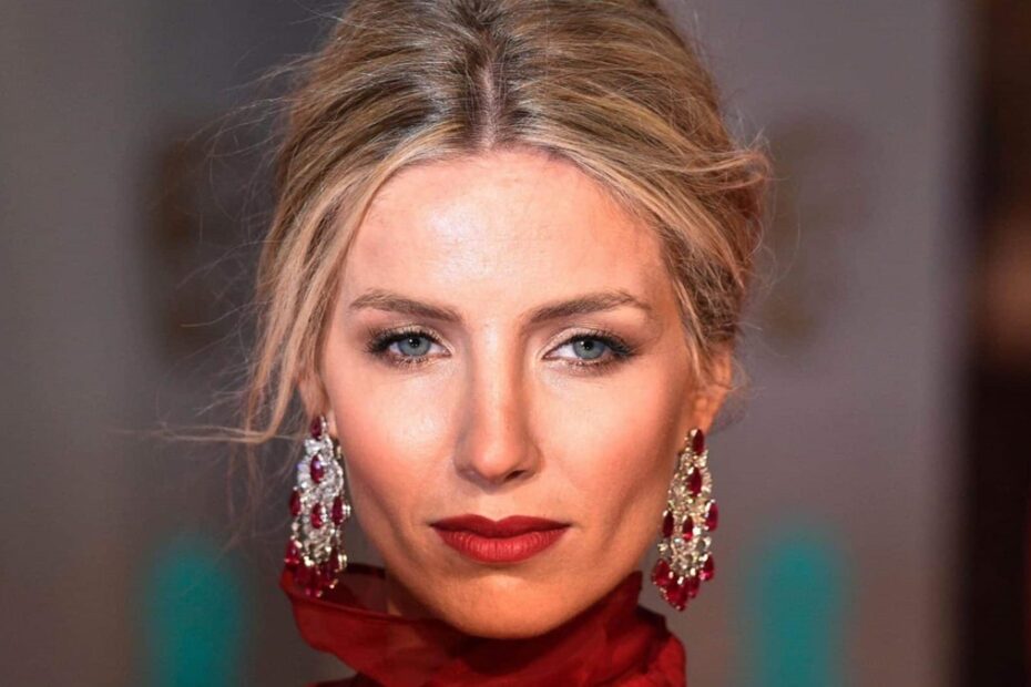 Annabelle Wallis segreti curiosità attrice Svaniti nella notte Netflix carriera vita privata fidanzato instagram