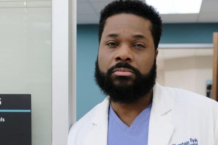 "The Resident": la stagione 6, l'ultima, della serie tv è su Netflix. Si tratta dell'ultima interpretazione di Malcolm-Jamal Warner.