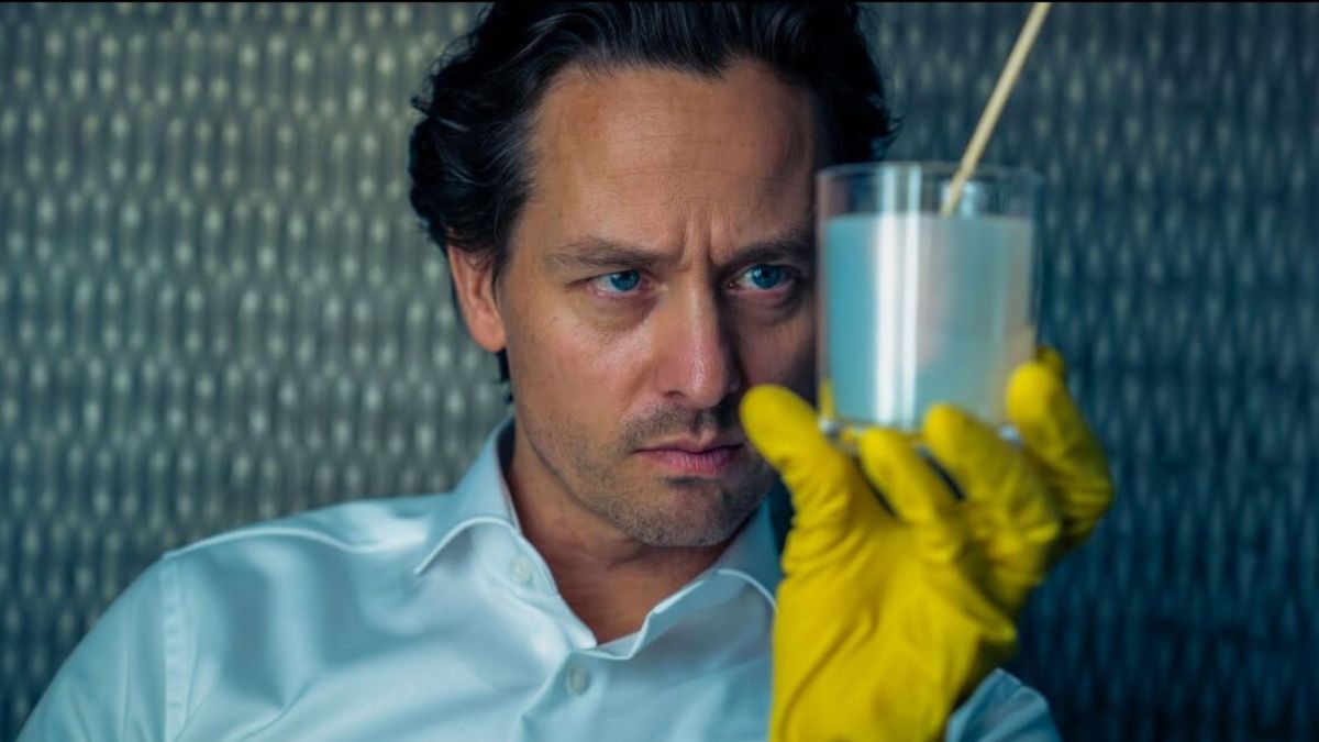 Inspira, espira, uccidi: la nuova serie tv thriller tedesca è su Netflix. Scopri l'avvocato che diventa killer grazie alla mindfulness.