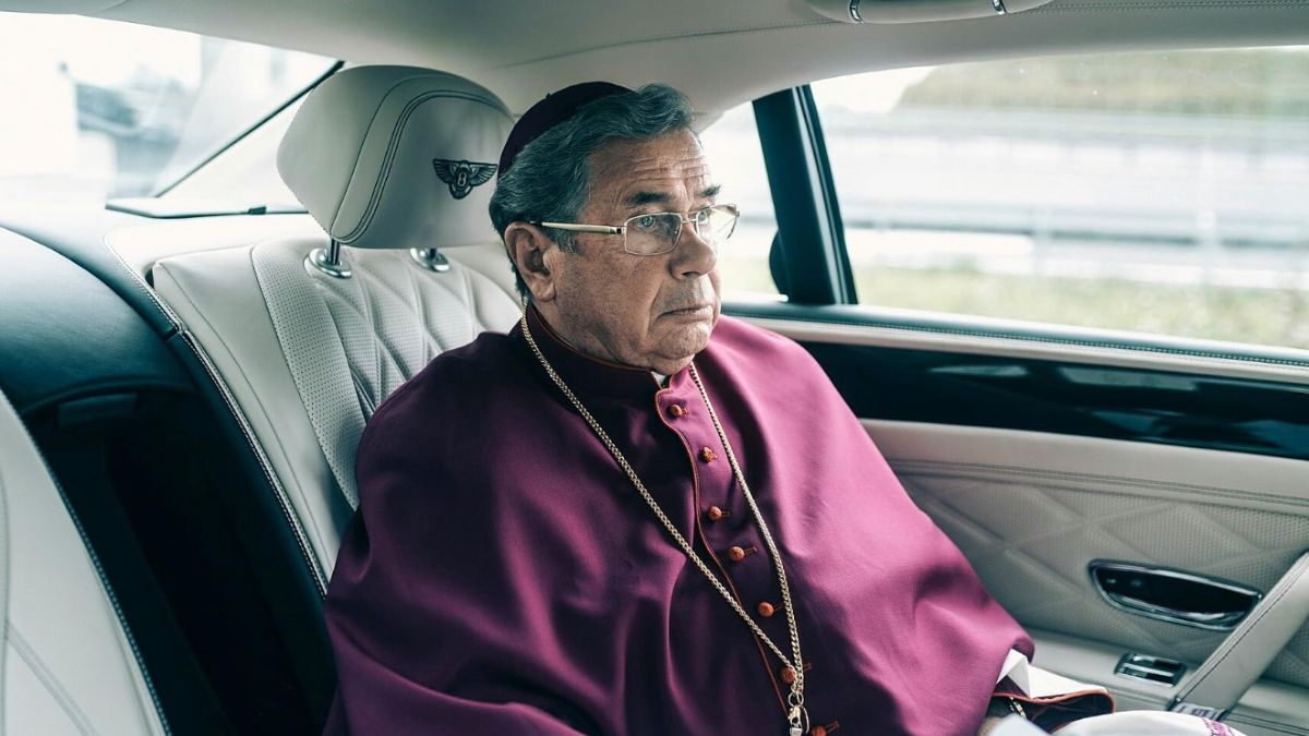 clergy film netflix