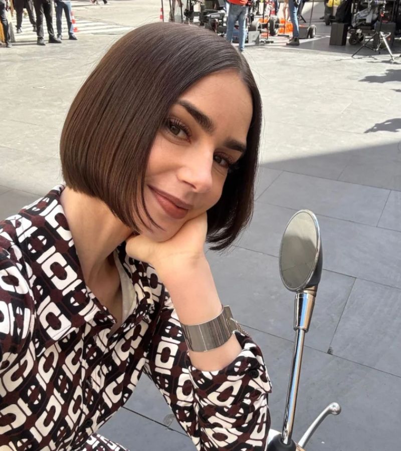 Emily in Paris 5: al via le riprese... a Roma! Foto e trailer della serie che partirà dalla città eterna per tornare a Parigi.