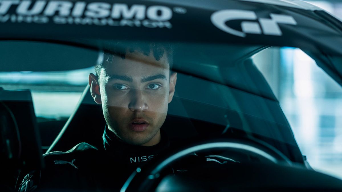 Scopri Gran Turismo: il film su Netflix è una storia vera di passione e successo, tra il mondo dei videogiochi a quello delle corse reali.