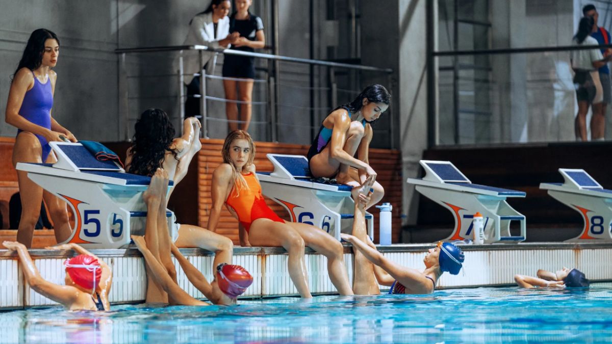 Olympo è la nuova serie originale Netflix. Questo teen drama spagnolo è come una sorta di Élite declinato nello sport.
