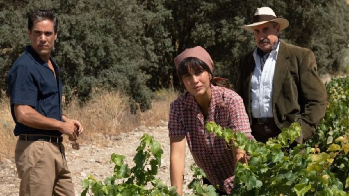 Between Lands è la nuova, imperdibile serie spagnola su Netflix, a sua volta ispirata a "La sposa" con Serena Rossi.