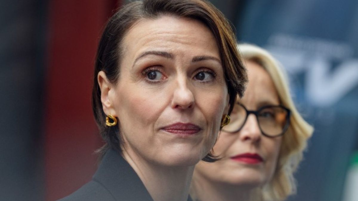 Hostage, la serie di genere thriller politico è in arrivo su Netflix. Una produzione ambiziosa da guardare tutta d'un fiato.