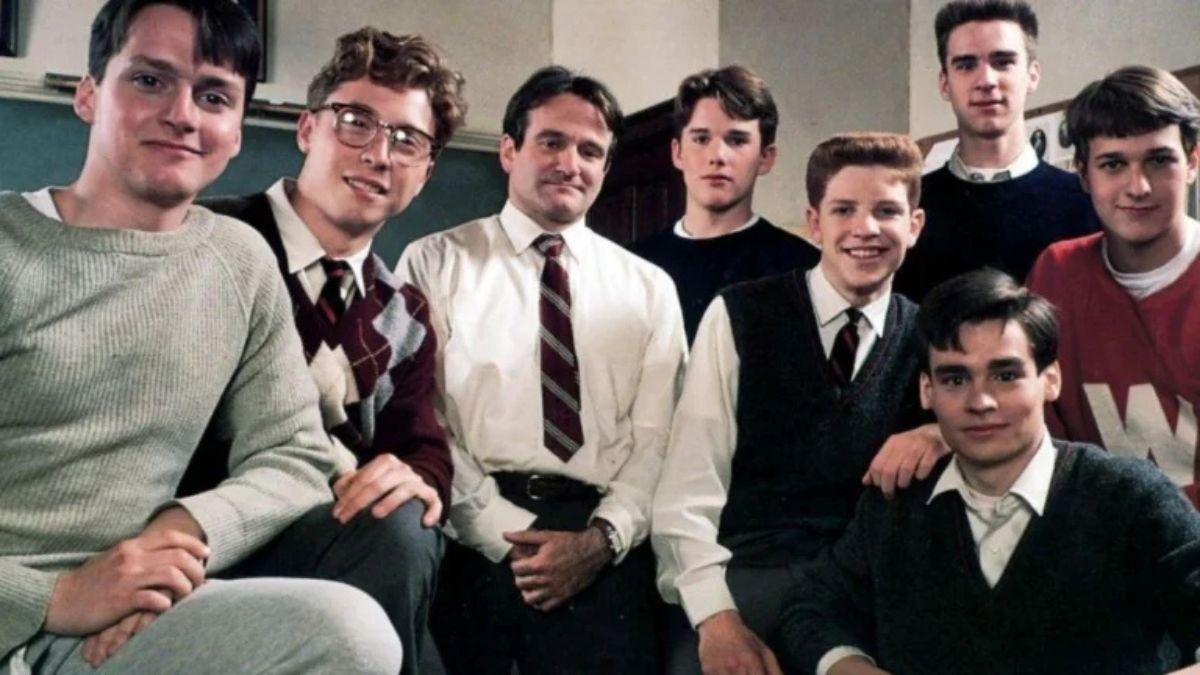 L'attimo fuggente, su Netflix il film con Robin Williams: quando esce questo capolavoro senza tempo, premiato con l'Oscar.