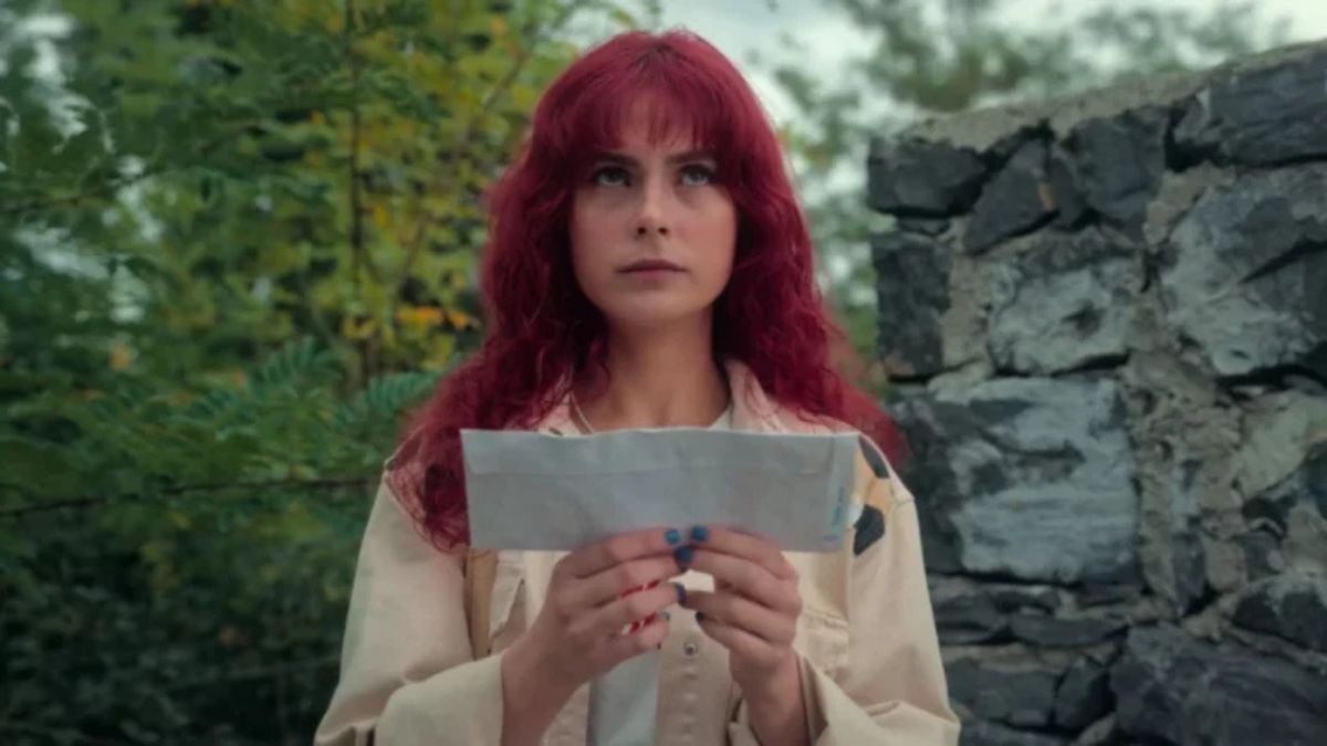 Lettere dal passato: in arrivo la nuova serie turca di Netflix. Un viaggio emotivo nel tempo, una storia che intreccia dramma e sentimenti.