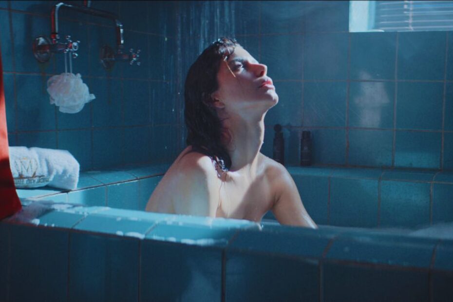 Ultima chiamata per Istanbul è il film su Netflix da non perdere se ami le storie sentimentali e introspettive, lontane dai cliché.