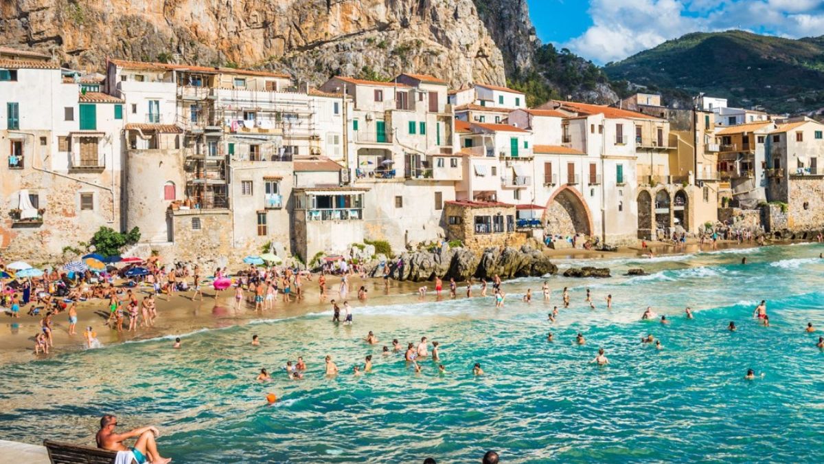 Ecco le location italiane di From Scratch, la serie romantica di Netflix, girata tra Firenze e la Sicilia, con li premio Oscar Zoe Saldaña.