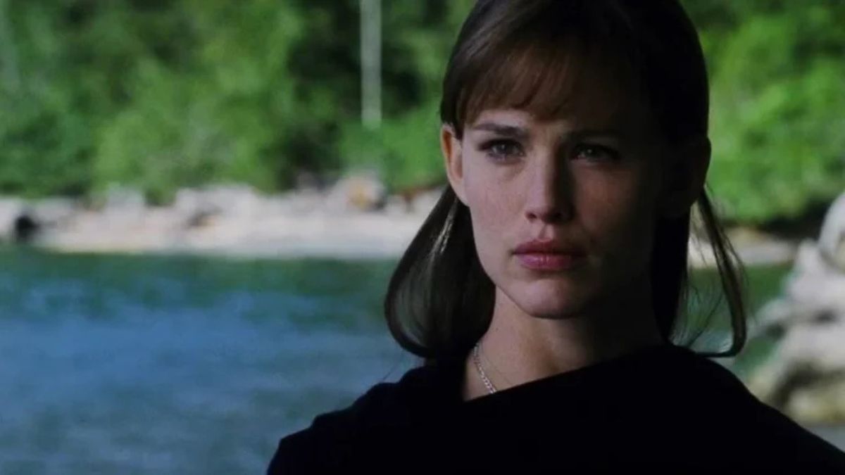Elektra: il film sci-fi del 2005 è tornato su Netflix, ed è già il secondo titolo più visto in Italia.
