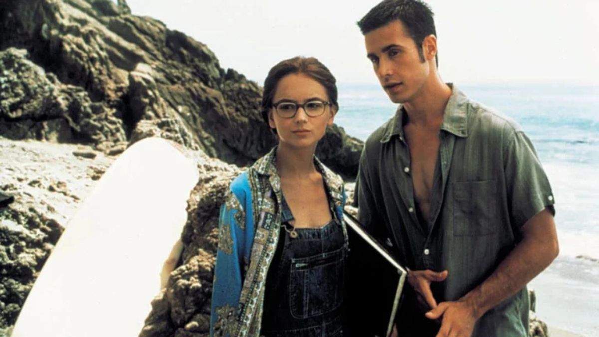 Kiss Me: su Netflix il film romantico che è diventata un cult per il pubblico più giovane, e non solo.