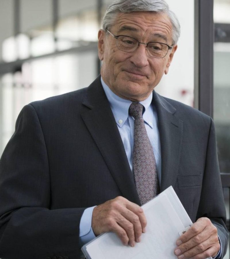 Lo stagista inaspettato: il film con Robert De Niro in Top 10 su Netflix. Per sorridere e per riflettere