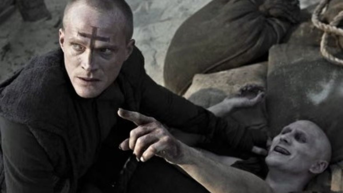 Priest è il terzo film più visto su Netflix in Italia: azione e distopia in una storia esaltante tratta da una graphic novel coreana.