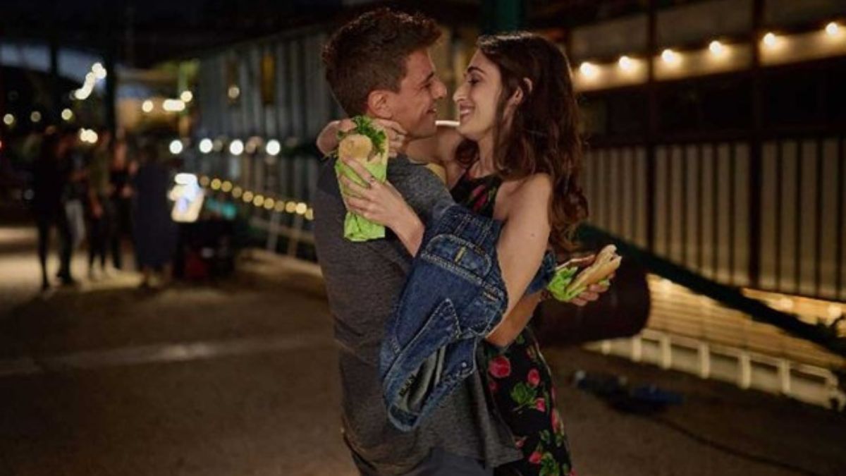 Romeo È Giulietta, un film corale tutto italiano: in Top 10 su Netflix. Giovanni Veronesi porta il mito shakespeariano nel presente.