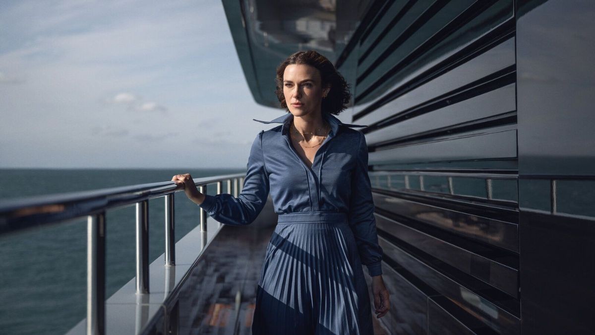 La donna della cabina numero 10, da oggi su Netflix il film con Keira Knightley tratto dal bestseller omonimo. Ecco le anticipazioni