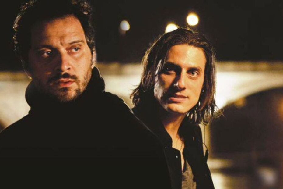 Lo chiamavano Jeeg Robot è un piccolo, grande capolavoro italiano da non perdere su Netflix: con Marinelli e Santamaria.