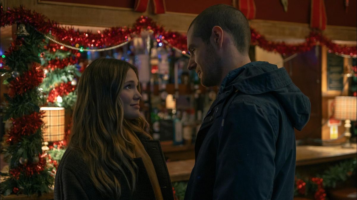 Jingle Bells Heist è la nuova commedia natalizia in arrivo su Netflix: un heist disastroso, battute, caos e un piano destinato a crollare. 