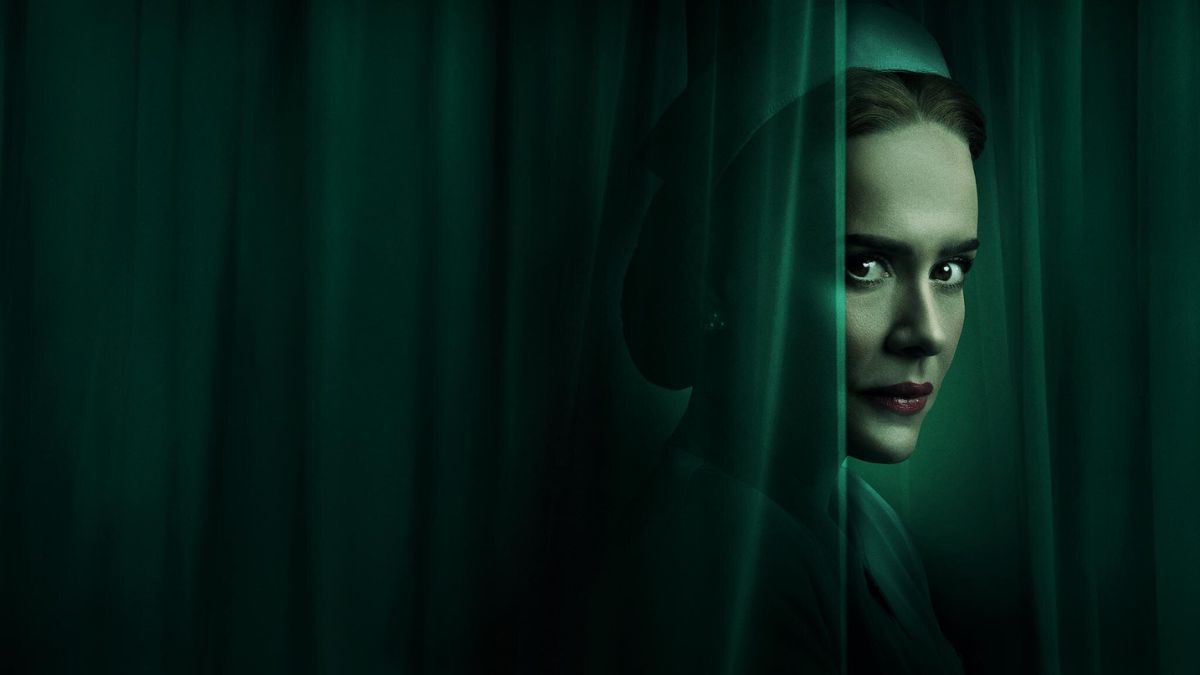 Ratched thriller psicologico Netflix Ryan Murphy prequel Qualcuno volò sul nido del cuculo