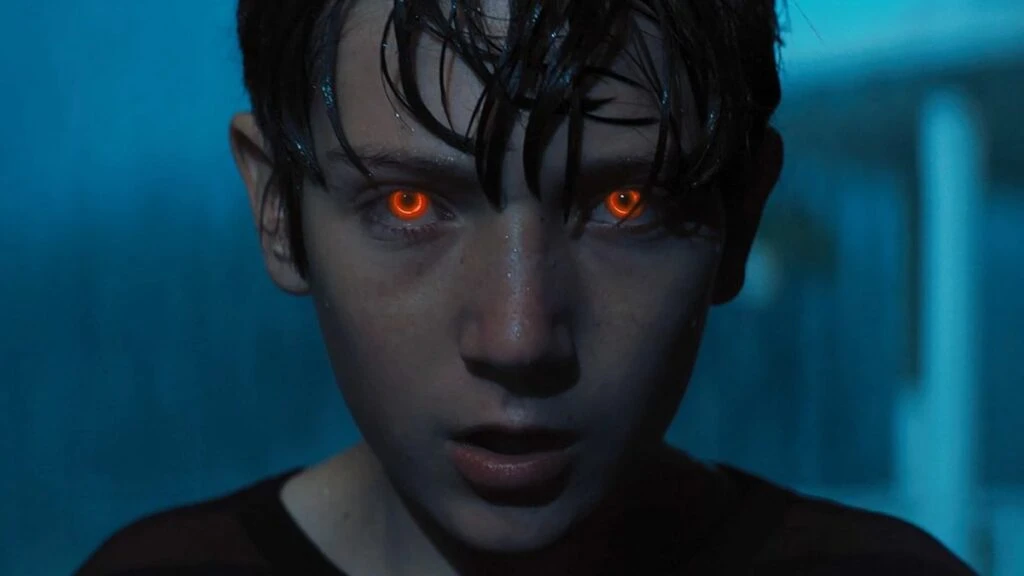 L'angelo del male - Brightburn: il film su Netflix non è la classica storia di supereroi, ma ribalta la prospettiva in una cornice horror.