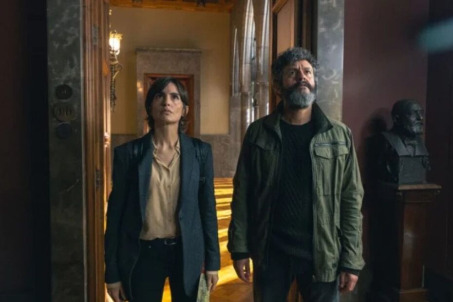 Città delle ombre: la nuova serie thriller spagnola è in arrivo su Netflix. Dai romanzi di Aro Sáinz de la Maza.