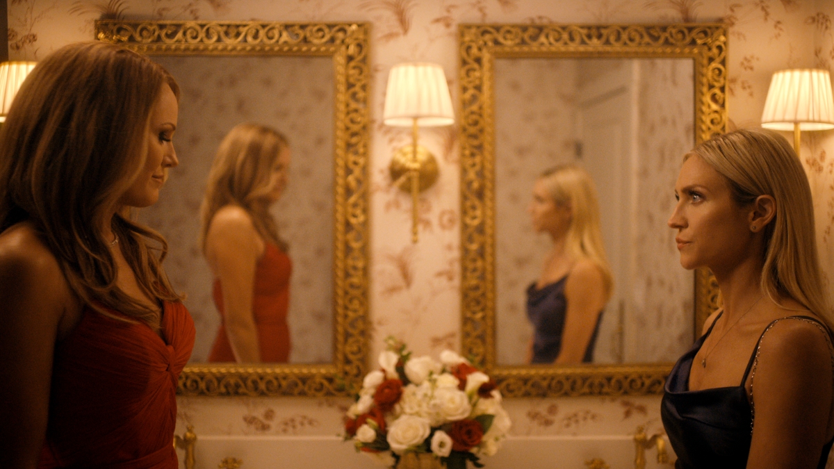 Nido di vipere - Hunting Wives Stagione 1 su Netflix (1)