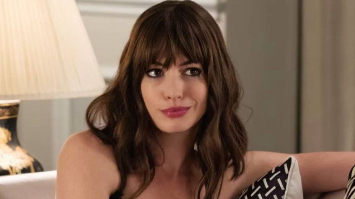 Attenti a quelle due: il film con Anne Hathaway e Rebel Wilson rivive una nuova vita su Netflix