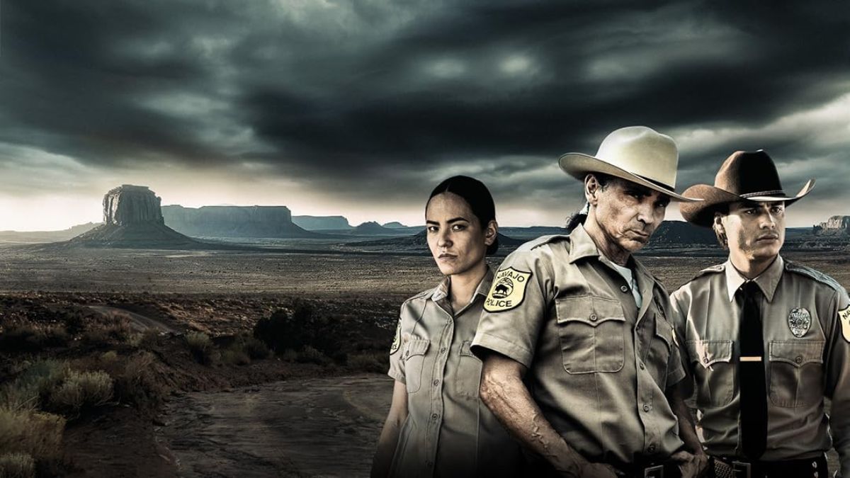 Dark Winds è la serie che ha scalato la Top 10 di Netflix e si avvia a diventare il nuovo fenomeno dello streaming.