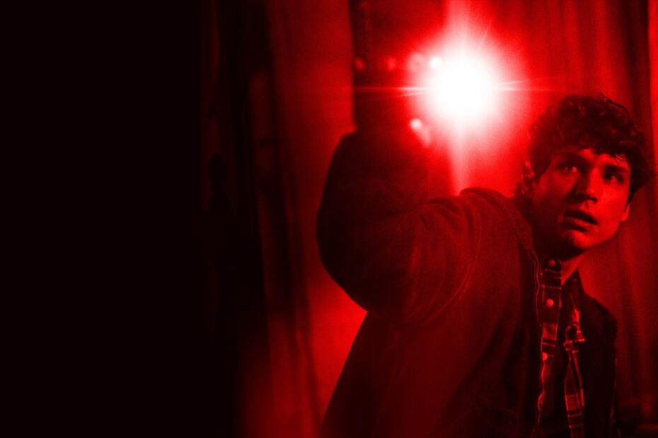 Talamasca: L'ordine segreto, la miniserie tratta da Anne Rice è tra le più viste su Netflix in Italia ed è parte di una trilogia.