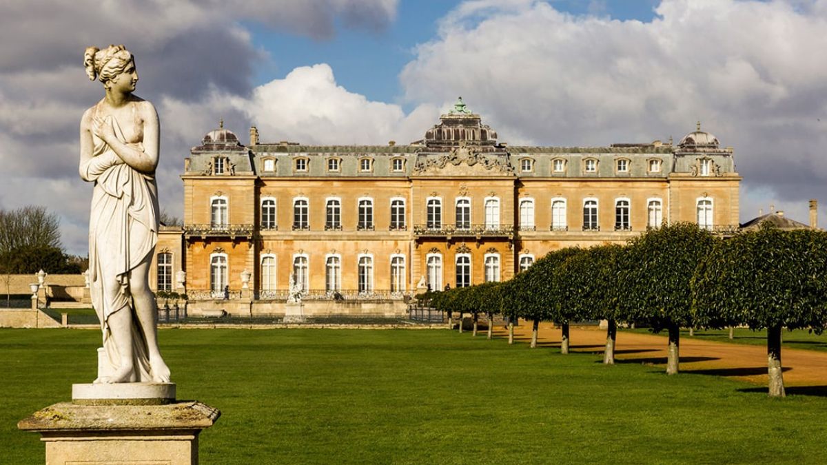 Le sontuose location di Bridgerton, la serie cult di Netflix. I fan più accaniti vanno a visitarle di persona.