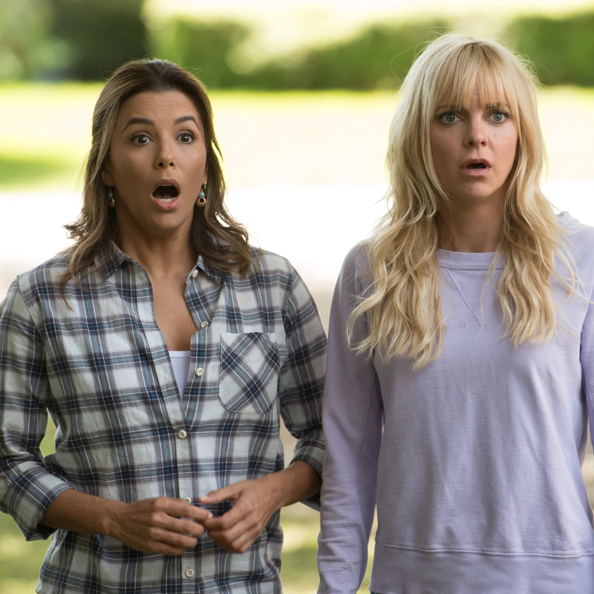 Overboard, il secondo film più visto su Netflix in Italia è una romantica commedia degli equivoci, remake di un film degli anni Ottanta.