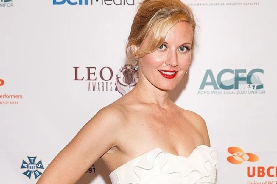 È morta Carrie Anne Fleming: l'attrice volto di Supernatural e iZombie aveva solo 51 anni. Aveva lavorato anche con Dario Argento.