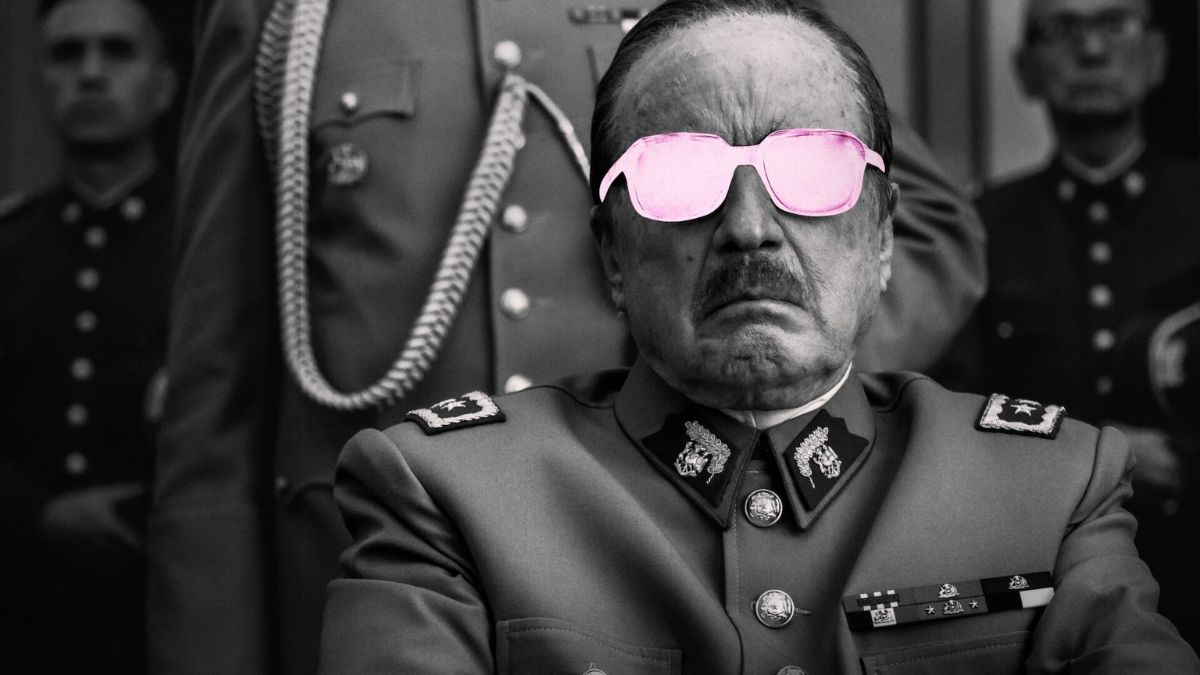 El conde è su Netflix: una satira feroce tra horror e ricostruzione storica sul periodo della dittatura di Pinochet in Cile.