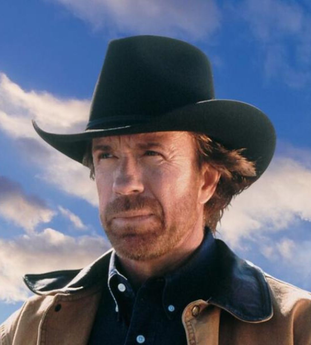 È morto Chuck Norris: la star degli action del cinema aveva 86 anni. Unanime il cordoglio dal mondo del cinema e dello spettacolo.