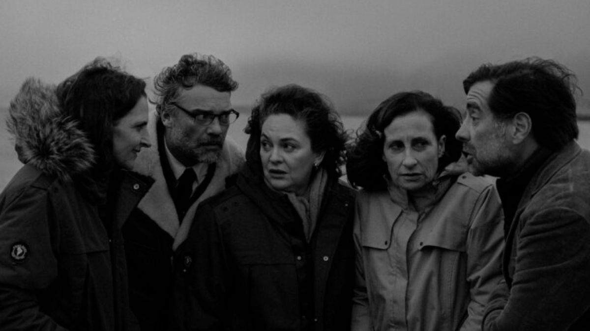 El conde è su Netflix: una satira feroce tra horror e ricostruzione storica sul periodo della dittatura di Pinochet in Cile.