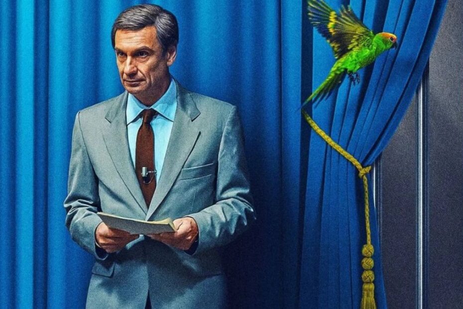 Portobello: in streaming su HBO MAX la serie su Enzo Tortora, diretta da Marco Bellocchio e magistralmente interpretata da Fabrizio Gifuni.