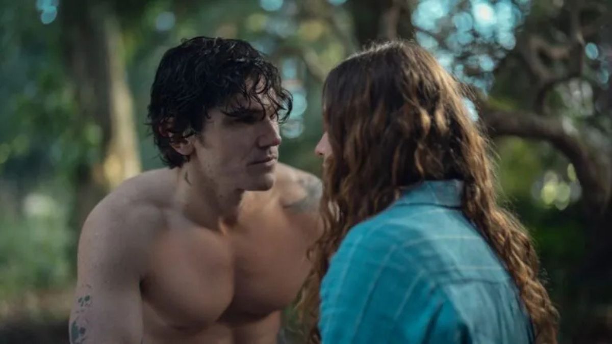 Segreti e bugie in una comunità (apparentemente) perfetta: Unchosen è il nuovo thriller psicologico britannico su Netflix.