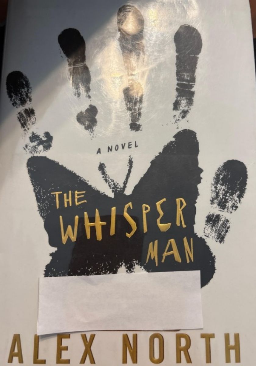The Whisper Man: Robert De Niro torna protagonista su Netflix in un thriller cupo e teso, tratto da un bestseller.