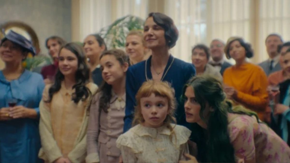 La casa degli spiriti diventa serie TV: dove e quando guardare l'ambiziosa miniserie che è prodotta dalla stessa scrittrice Isabel Allende.