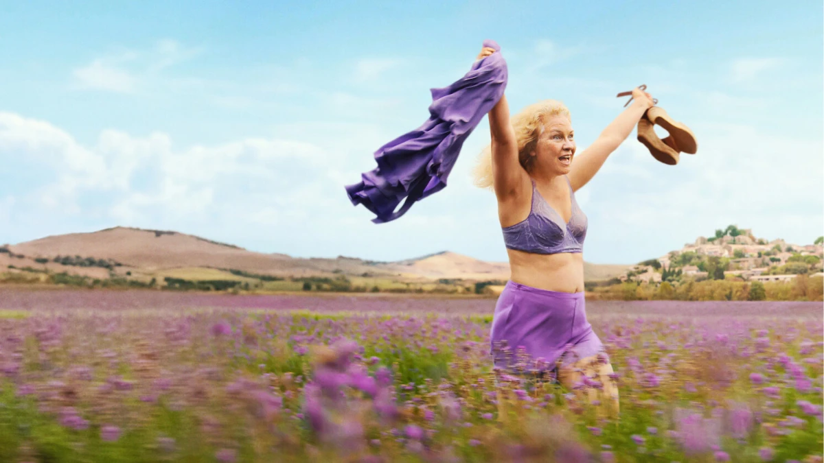 Il caffè della pazza gioia: il film in arrivo su Netflix è tratto dal romanzo svedese che ha venduto ben 200 mila copie.