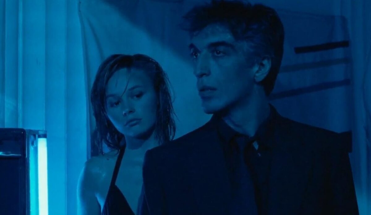 Preuve d’amour: il thriller erotico francese del 1988 è su Netflix. Una storia conturbante che ha riscritto le regole del genere sensuale.