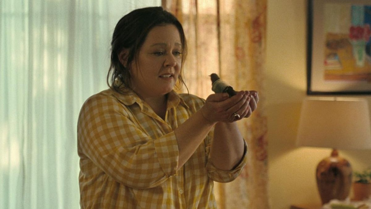 Il nido dello storno: il film su Netflix è una potente metafora che colpisce per l'eccezionale combinazione di dramma e humor.