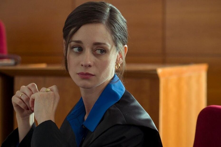 Senza giudizio: la miniserie legal thriller spagnola guida la Top 10 Netflix. Dopo neppure due giorni è la serie TV più vista in Italia.