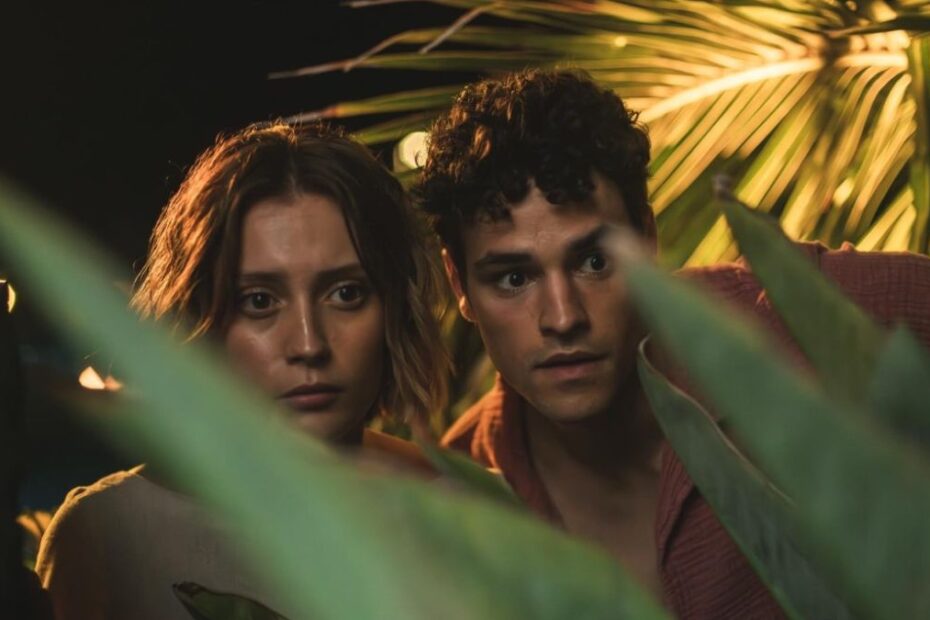 Oasis Resort: arriva su Netflix la miniserie spagnola sospesa tra thriller e teen drama negli splendidi scenari di Tenerife.