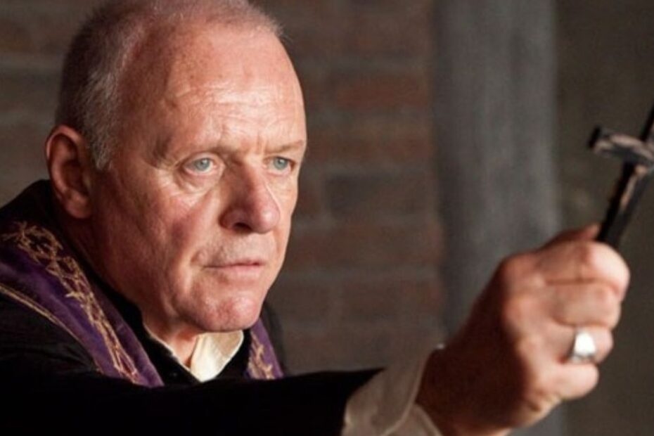 In Top 10 su Netflix Il Rito: nel film del 2011 Anthony Hopkins sfida il Male nell'horror religioso più controverso e controverso.