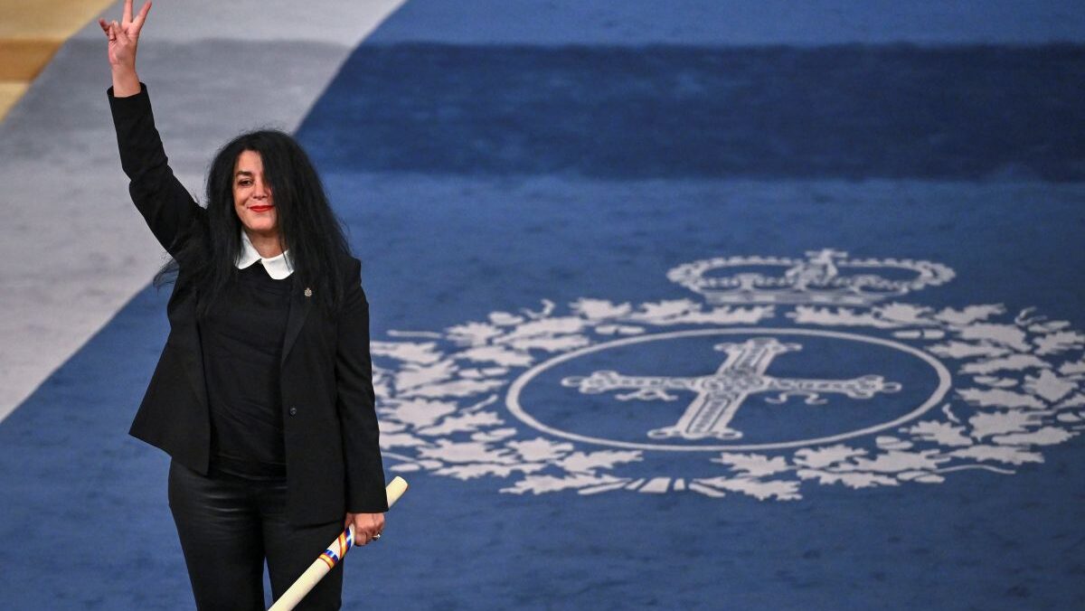 È morta Marjane Satrapi: l'autrice di Persepolis aveva 56 anni. Aveva denunciato con la sua arte l'oppressione del regime di Teheran.