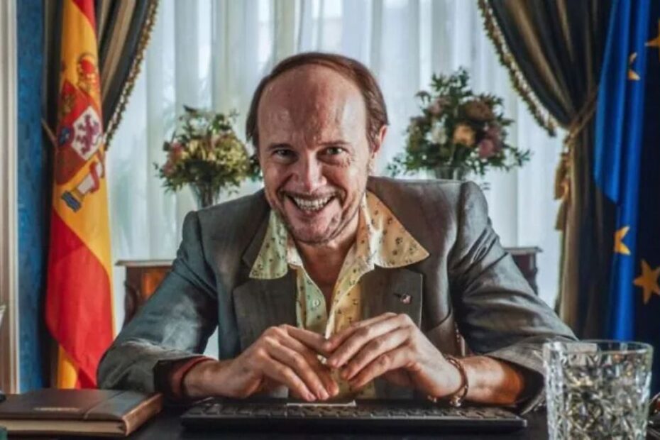 Torrente presidente: su Netflix l'ultimo capitolo della satira spagnola. Santiago Segura si trasforma in un leader politico populista.